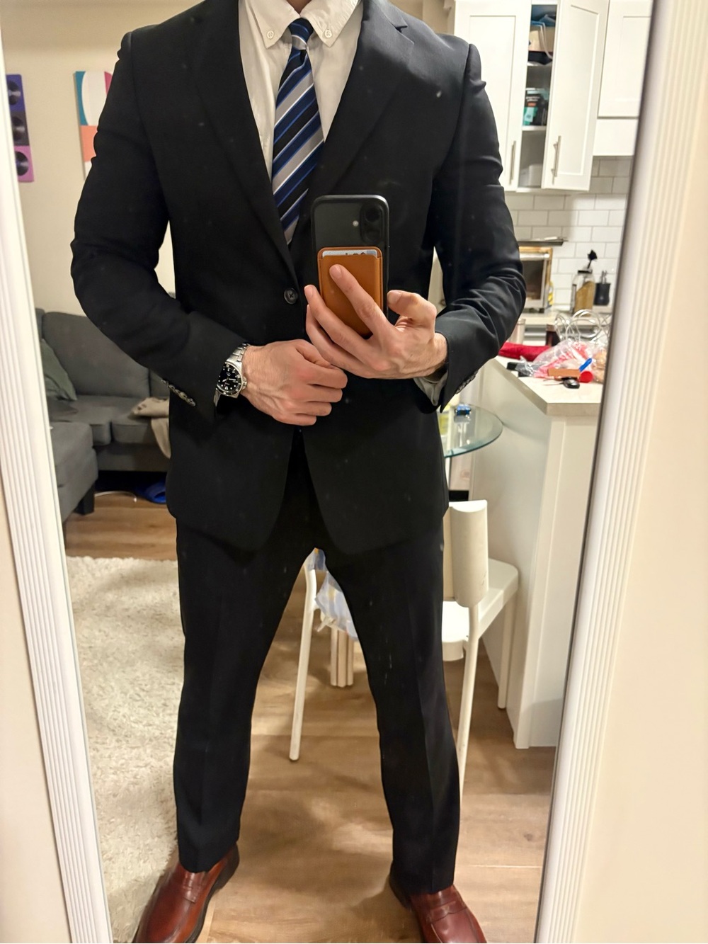 Men's Tailored Black Two-Piece Suit - Modern Single-Breasted Jacket & Trouser